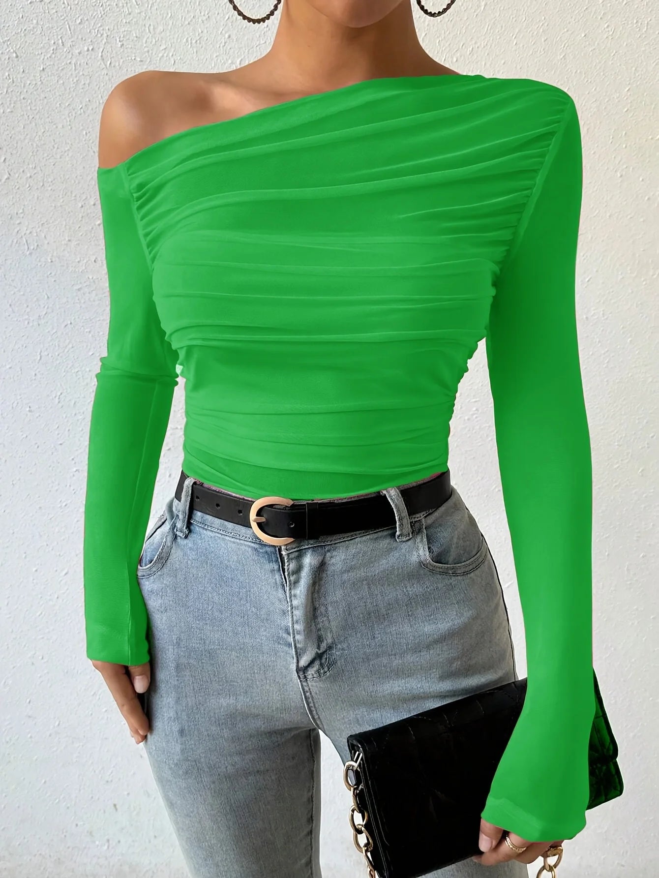 Maxe - Off Shoulder Crop Top