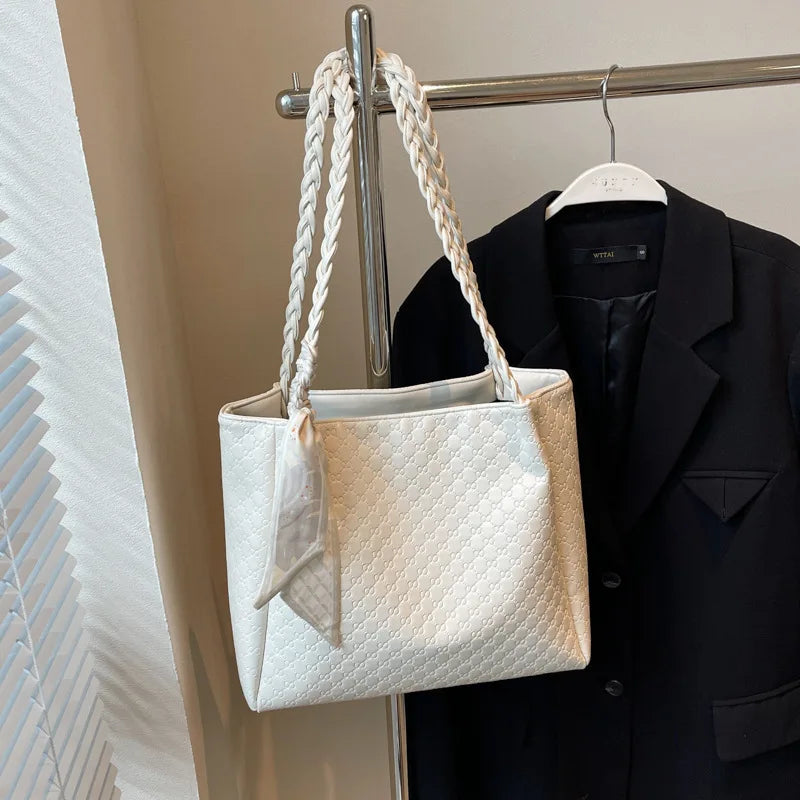 Maxe - Snygg tygväska